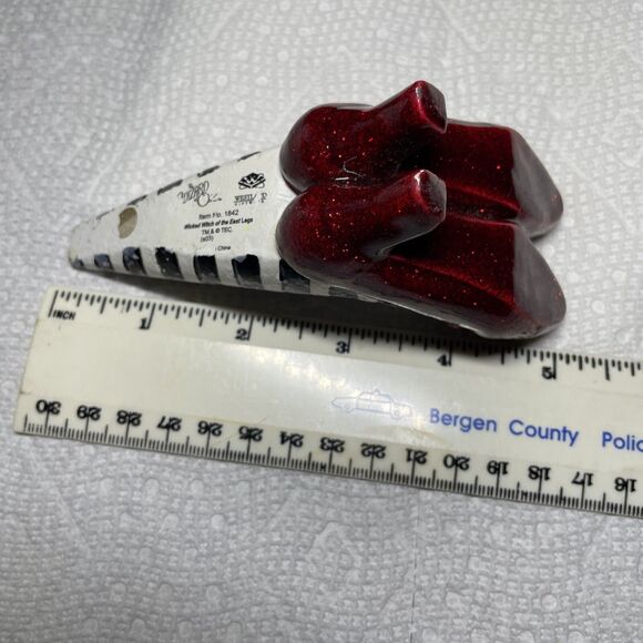 Westland The Wizard of Oz Wicked Witch of the East Legs #1842 Door Stop Weight - Picture 8 of 9